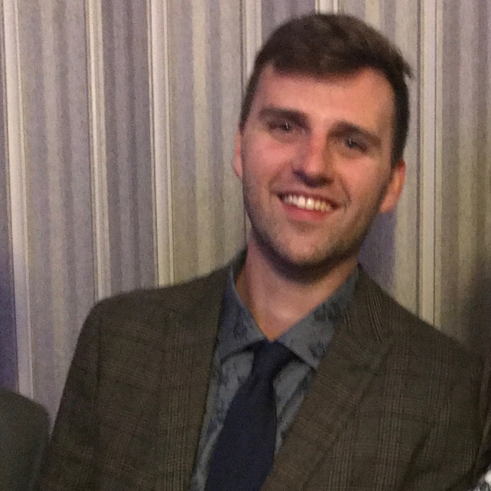 Meet your Posher, Zachary